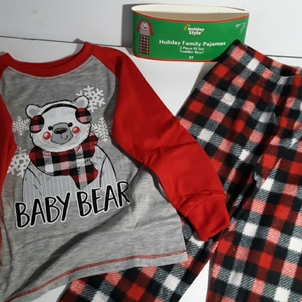 New Christmas buffalo plaid 3T pajamas